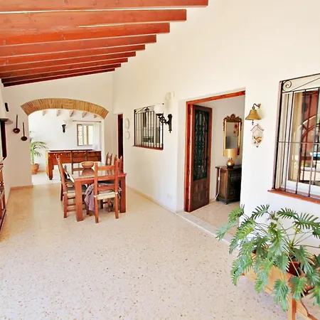 ヴィラ Coello - Charming, Spanish Style In *